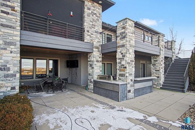 8800 N Kiwanis Ave Avenue, Sioux Falls, SD 57107