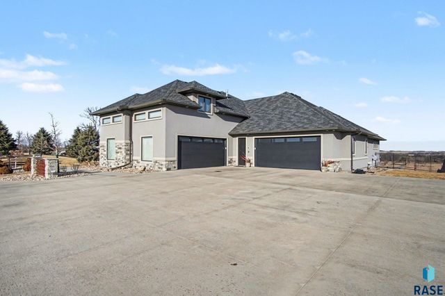 8800 N Kiwanis Ave Avenue, Sioux Falls, SD 57107