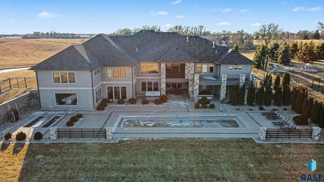 8800 N Kiwanis Ave Avenue, Sioux Falls, SD 57107