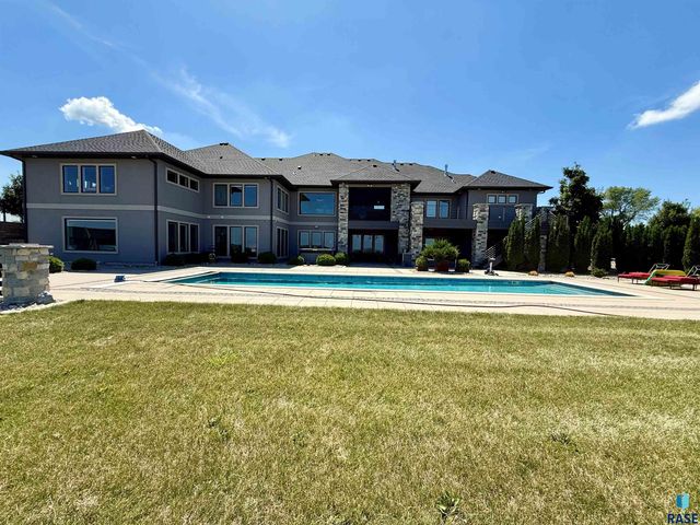 8800 N Kiwanis Ave Avenue, Sioux Falls, SD 57107