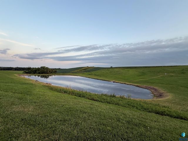 8800 N Kiwanis Ave Avenue, Sioux Falls, SD 57107