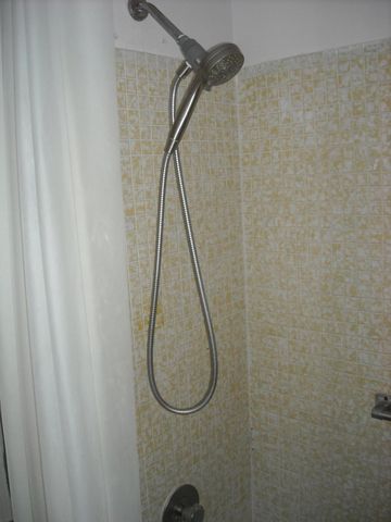 358 Chatham R, West Palm Beach, FL 33417