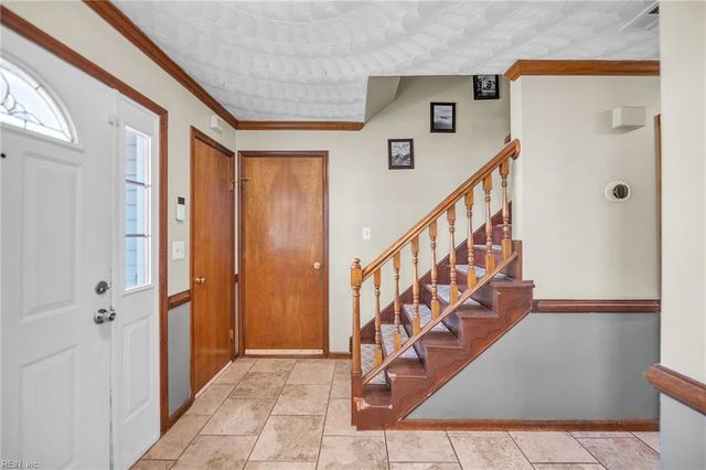 1449 Eddystone DR, Virginia Beach, VA 23464