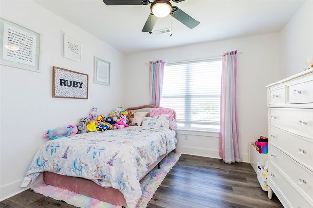 402 Shady Oak Circle, Cave Springs, AR 72718