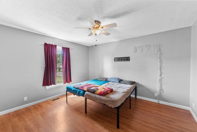 5342 Keystone Ct, Murfreesboro, TN 37129