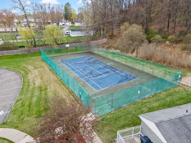 33 Pond Hill Lane, Walden, NY 12586