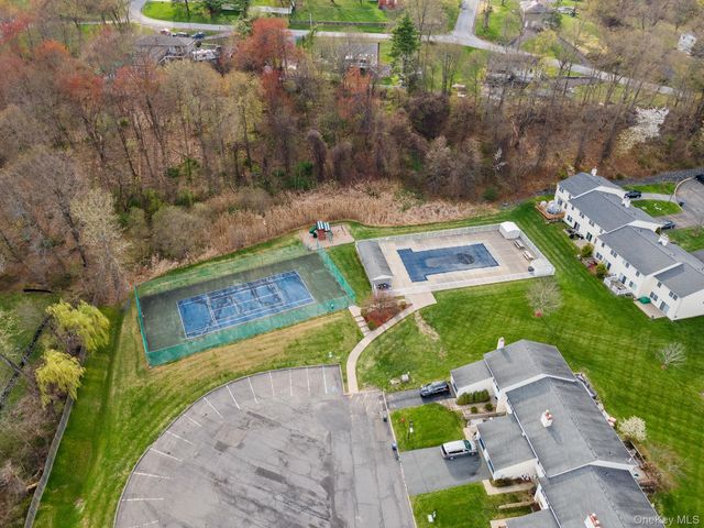 33 Pond Hill Lane, Walden, NY 12586