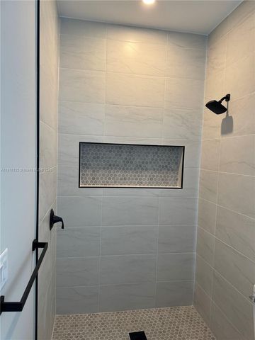 4878 30 TH 4878, Lehigh Acres, FL 33973