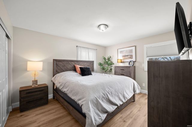 52191 Carriage Hills Drive, South Bend, IN 46635