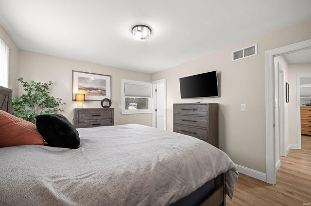 52191 Carriage Hills Drive, South Bend, IN 46635