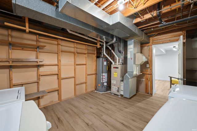 52191 Carriage Hills Drive, South Bend, IN 46635