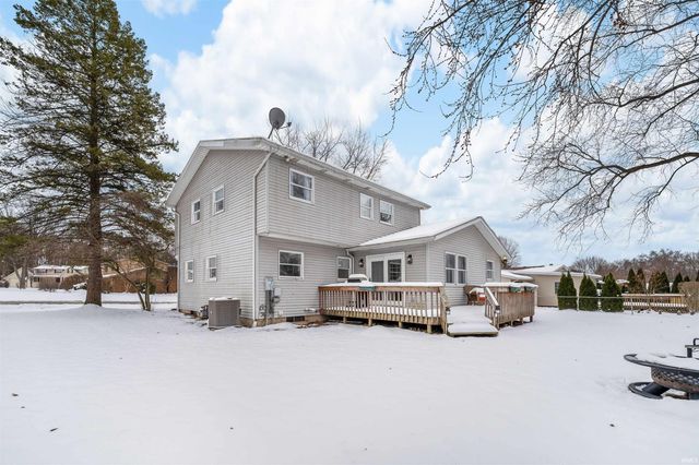 52191 Carriage Hills Drive, South Bend, IN 46635