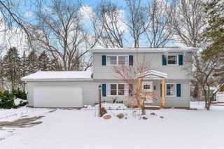 52191 Carriage Hills Drive, South Bend, IN 46635