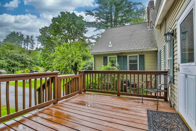 9 Candy Lane, Merrimack, NH 03054