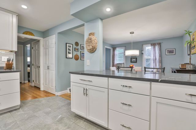 9 Candy Lane, Merrimack, NH 03054