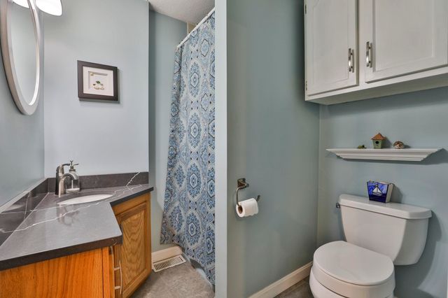 9 Candy Lane, Merrimack, NH 03054