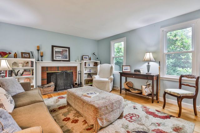 9 Candy Lane, Merrimack, NH 03054