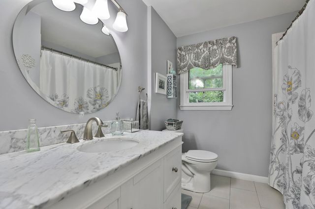 9 Candy Lane, Merrimack, NH 03054