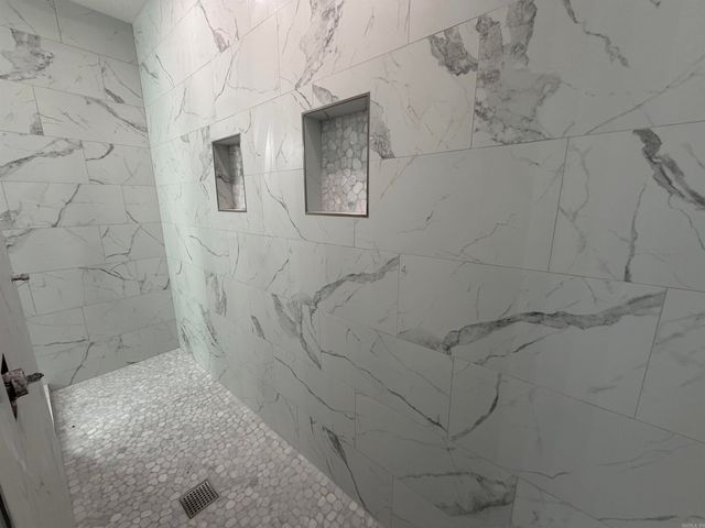 1176 Duke Drive, Bauxite, AR 72011