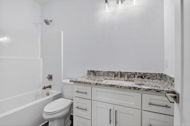 1176 Duke Drive, Bauxite, AR 72011