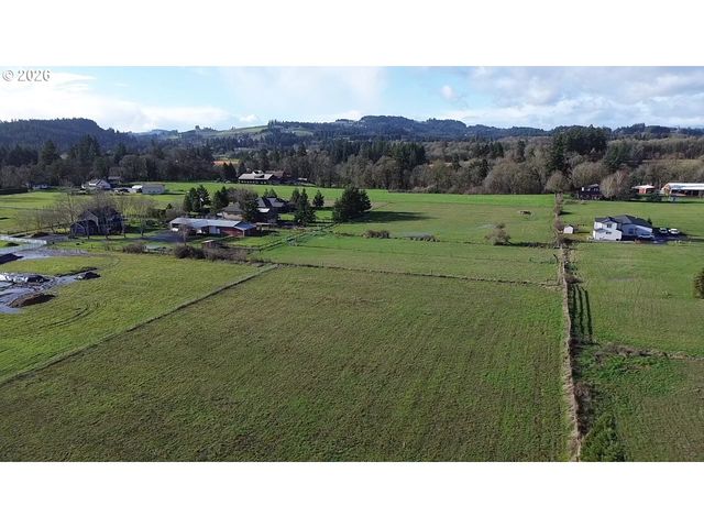 12655 Ne GREENLEAF Dr, Newberg, OR 97132