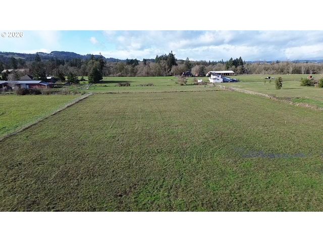 12655 Ne GREENLEAF Dr, Newberg, OR 97132