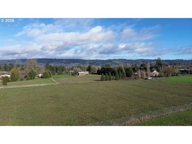 12655 Ne GREENLEAF Dr, Newberg, OR 97132