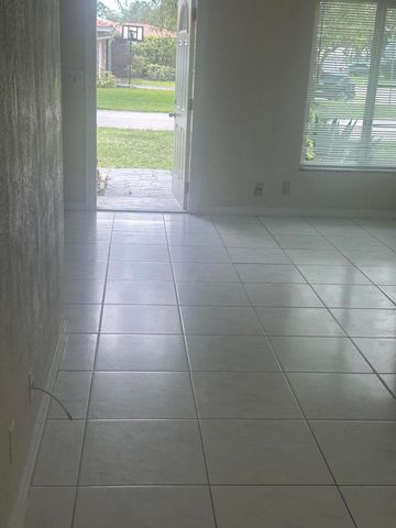 8243 NW 39th Street, Coral Springs, FL 33065