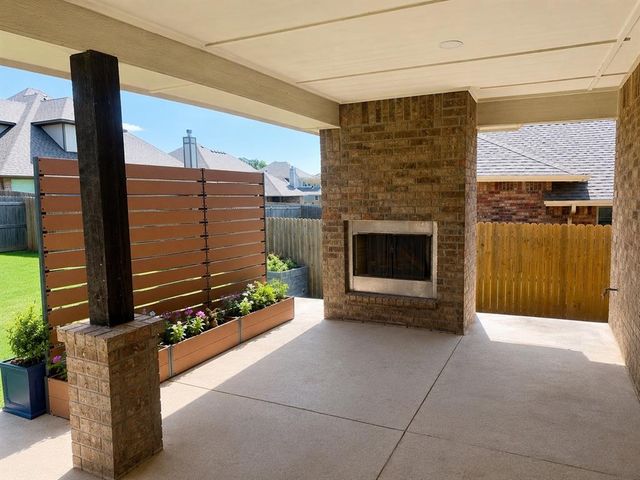 712 NW 199th Street, Edmond, OK 73012