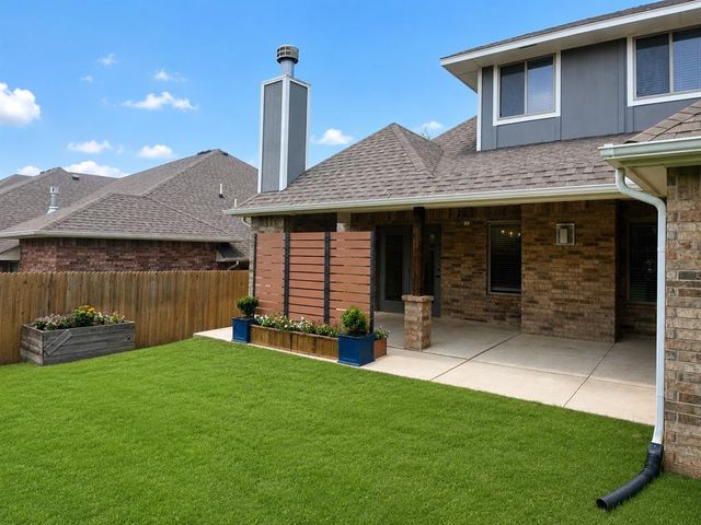 712 NW 199th Street, Edmond, OK 73012