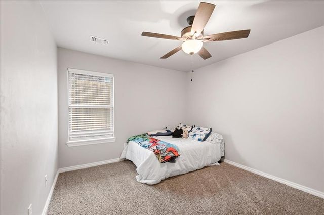 712 NW 199th Street, Edmond, OK 73012