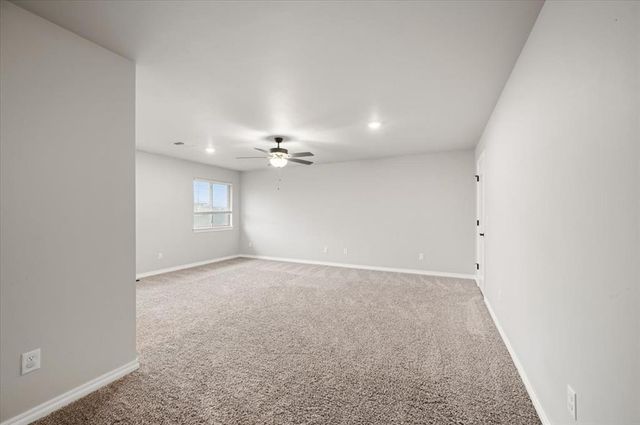 712 NW 199th Street, Edmond, OK 73012