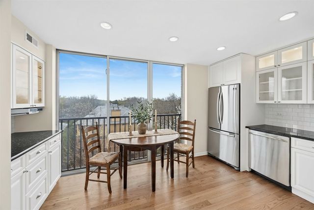 424 Park Avenue 501, River Forest, IL 60305