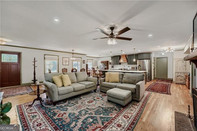 4384 Bonaparte Drive, Tucker, GA 30084