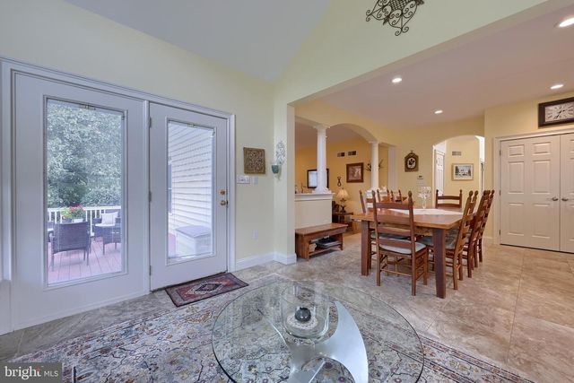 391 ECKER DR, Lititz, PA 17543