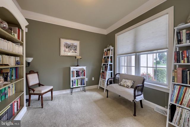 391 ECKER DR, Lititz, PA 17543