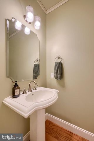 391 ECKER DR, Lititz, PA 17543