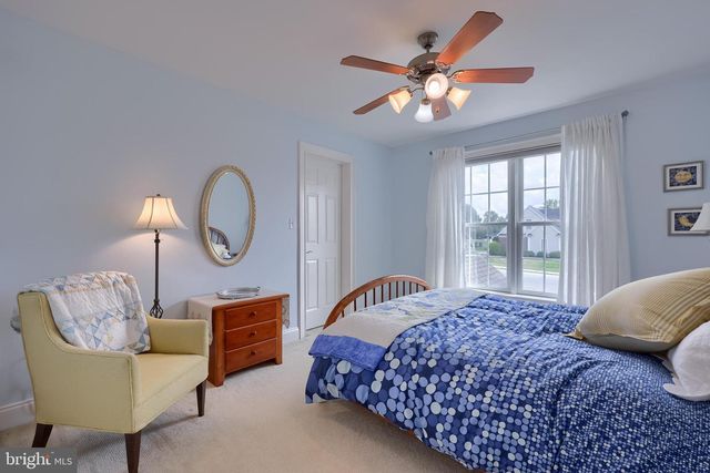 391 ECKER DR, Lititz, PA 17543