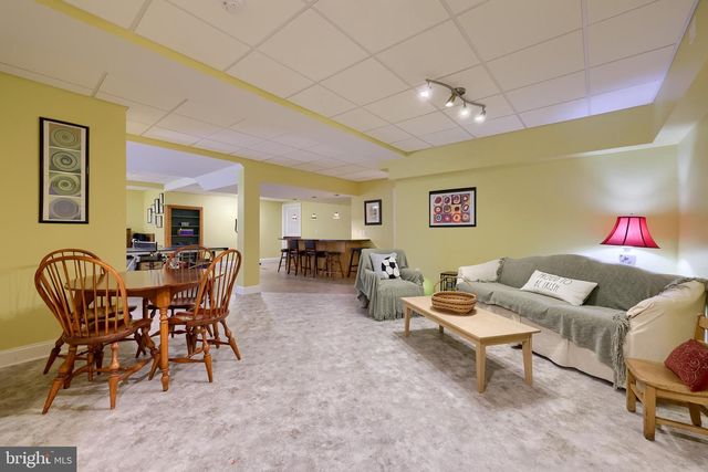 391 ECKER DR, Lititz, PA 17543