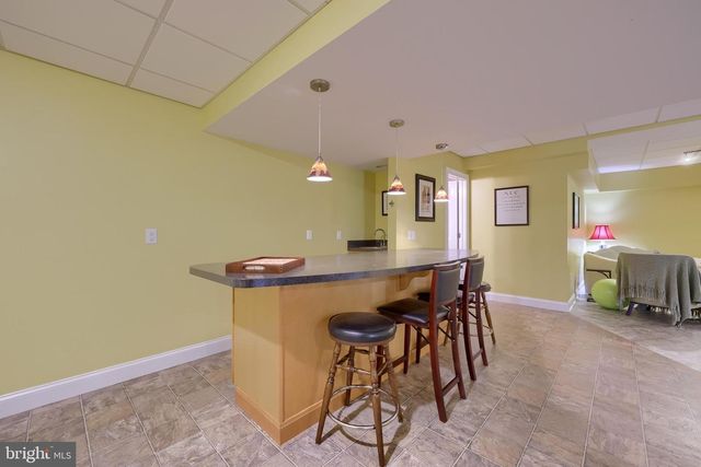 391 ECKER DR, Lititz, PA 17543