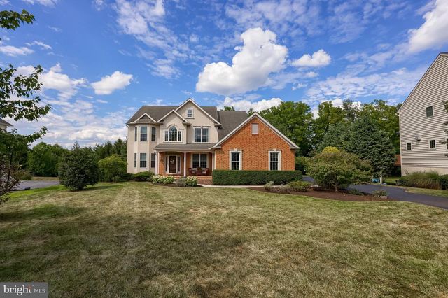 391 ECKER DR, Lititz, PA 17543