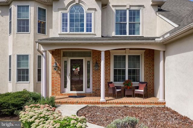 391 ECKER DR, Lititz, PA 17543