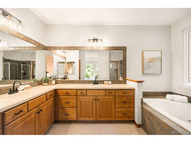 19319 W 57th Pl, Golden, CO 80403