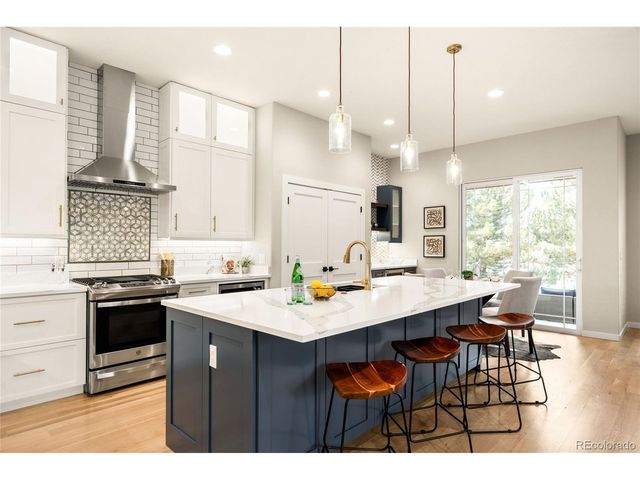 19319 W 57th Pl, Golden, CO 80403