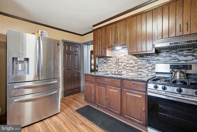 306 S SPRINGFIELD RD, Clifton Heights, PA 19018