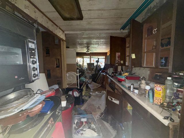 8373 Rogue River Highway, Grants Pass, OR 97527