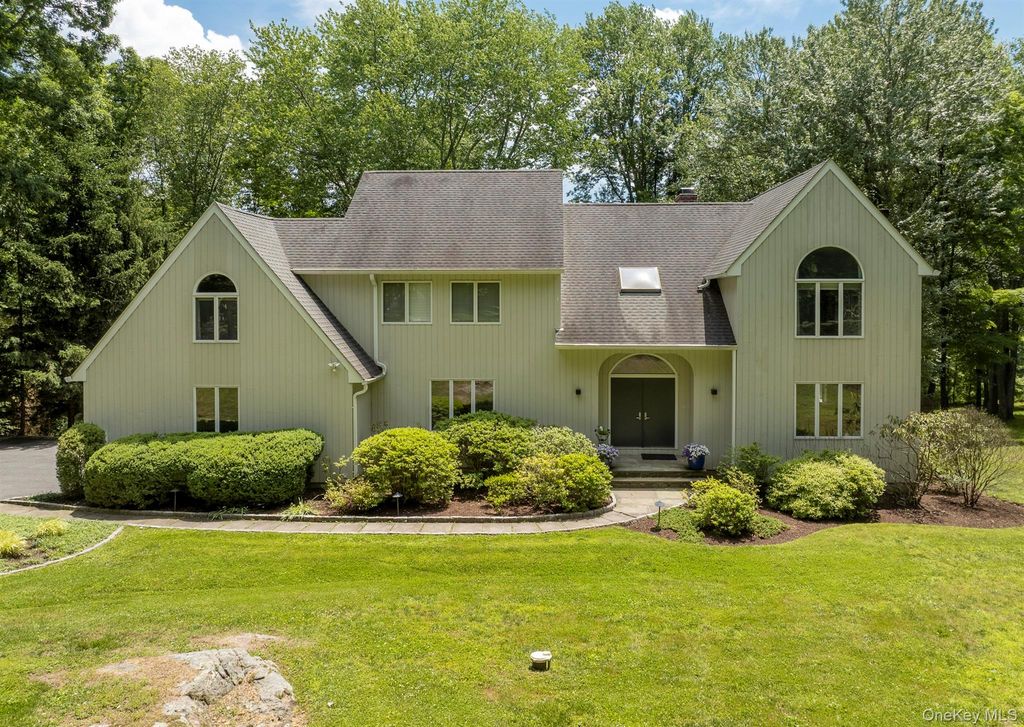 12 Hilltop Road, Waccabuc, NY 10597 — photo 4