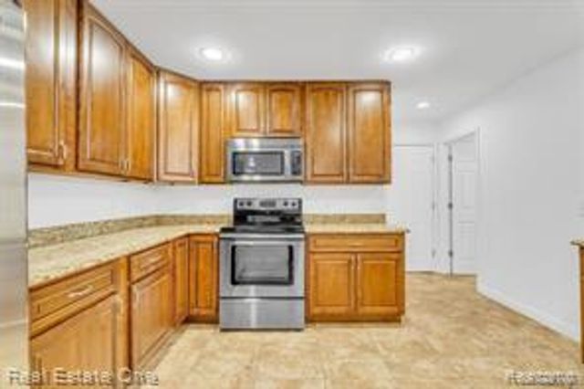 50500 Card Road, Macomb, MI 48044