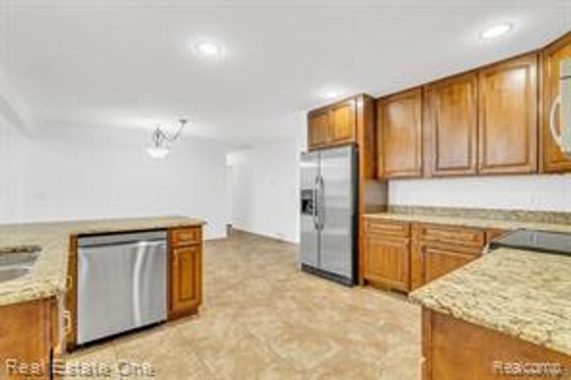 50500 Card Road, Macomb, MI 48044