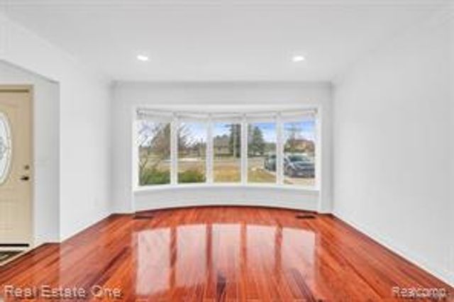 50500 Card Road, Macomb, MI 48044